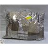 Image 1 : NEW TAUPE PLAID KING SIZE QUILT & SHAMS