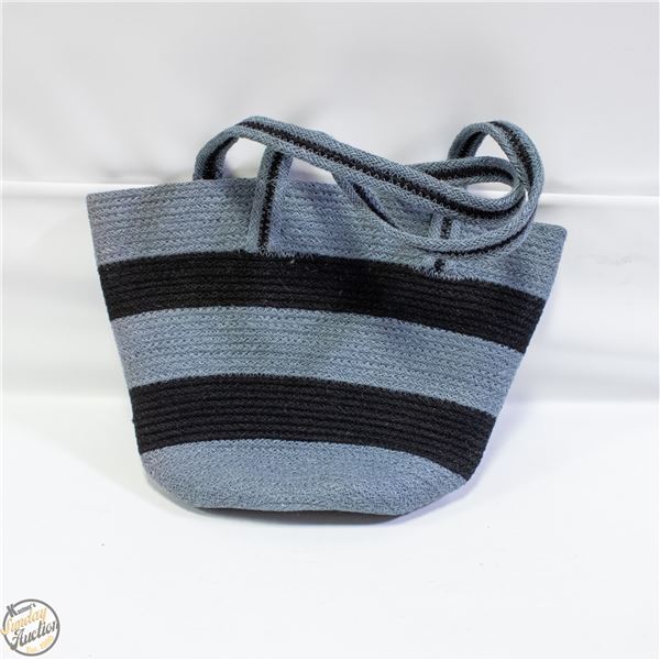 GREY BLACK WOVEN BAG