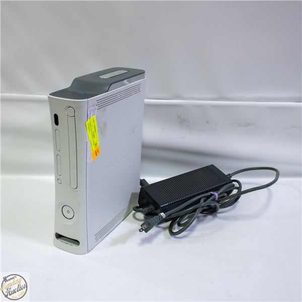 XBOX 360 CONSOLE TESTED WORKING
