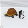 Image 1 : VINTAGE TIFFANY STYLE TURTLE LAMP