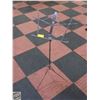 Image 1 : FOLDING MUSIC STAND