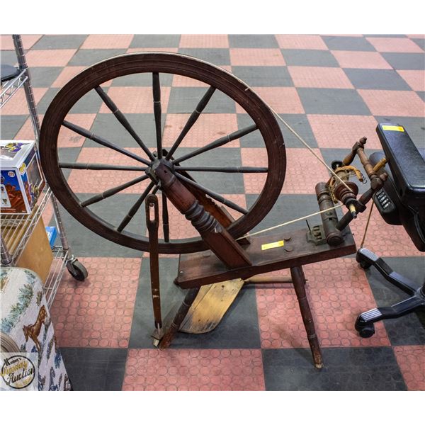 ANTIQUE SPINNING WHEEL