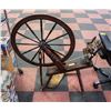 Image 1 : ANTIQUE SPINNING WHEEL