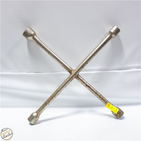 HEAVY DUTY 4 WAY LUG WRENCH