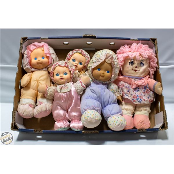FLAT WITH 5 OLD ESTATE "HAUNTED" DOLLS