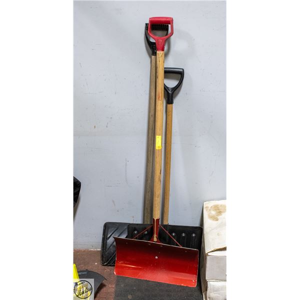 3 SHOVELS,