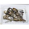 Image 1 : ESTATE ANTIQUE CUTLERY COLLECTION