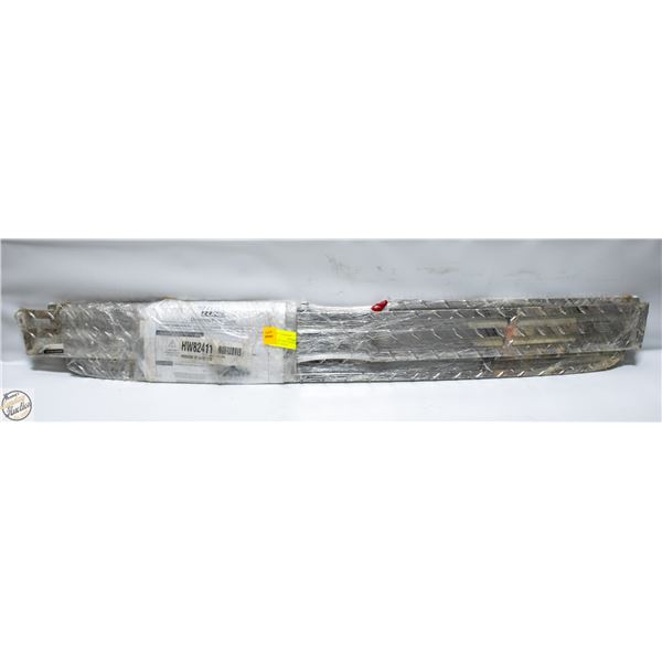 2005-06 CHEV HD DIAMOND PLATE FRONT GRILLE