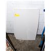 Image 1 : CORION COUNTERTOP WHITE HARD PLASTIC SLAB