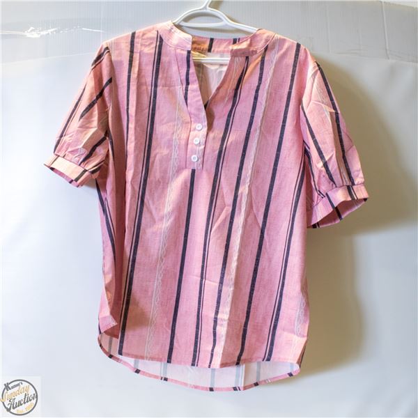NEW L EMERY ROSE NOTCHED V NECK BUTTON