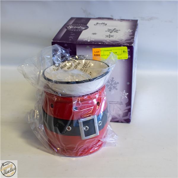 SCENTSY WARMER "JOLLY"