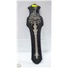 Image 1 : 26" SWORD WITH BLACK WALL PLAQUE