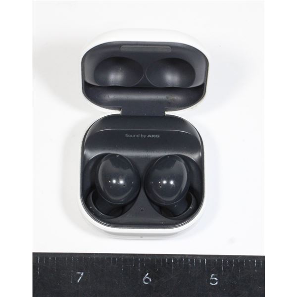 EAR BUDS***POLICE SEIZURE***