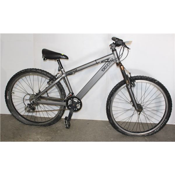 GREY TREK BRUISED 18 SPD *MISSING A PEDAL CRANKARM***POLICE SEIZURE***
