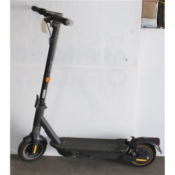 NINEBOT SEGWAY KICKSCOOTER. NO CHARGER***POLICE SEIZURE***