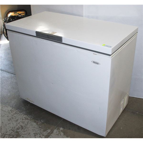 DANBY APPARTMENT SIZED FREEZER