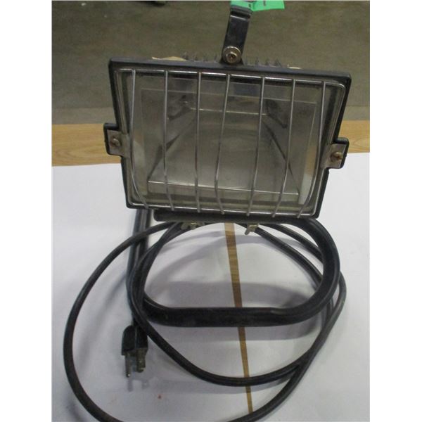 WORK/FLOOD LAMP