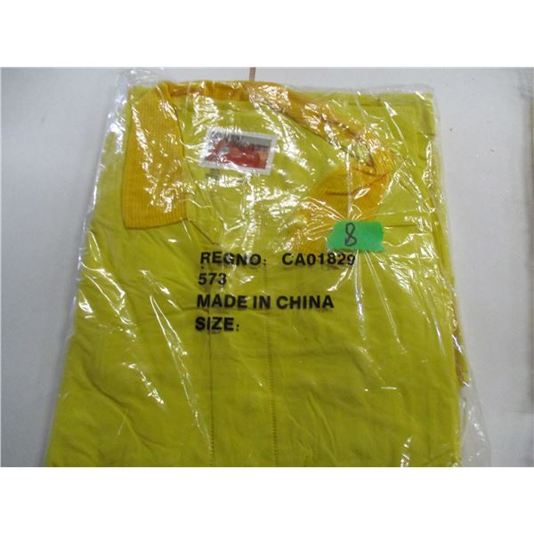 NEW:  3 PIECE RAIN SUIT (HAT, COAT & PANTS) (SIZE 3XL)