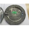 Image 3 : 2 PEWTER PLATES
