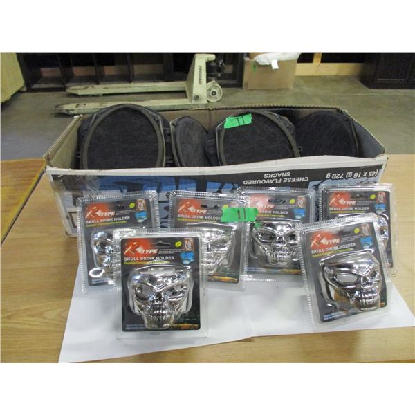 BOX C/W SKULL CAN HOLDERS & 3 SPEAKERS