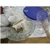 Image 5 : 2 BOXES C/W PLASTICWARE & DISHWARE