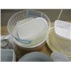 Image 9 : 2 BOXES C/W PLASTICWARE & DISHWARE