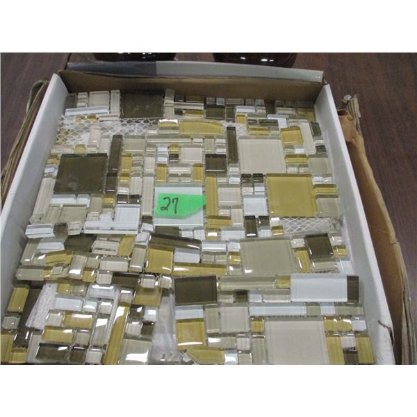 2 CANDLE HOLDERS & 1 PARTIAL BOX OF TILE