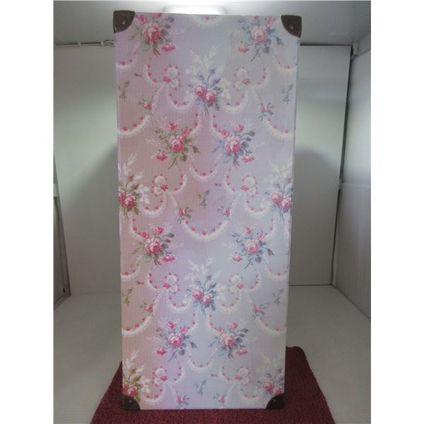 DOLL CARRY/STORAGE CASE (SUN BLEACHED)