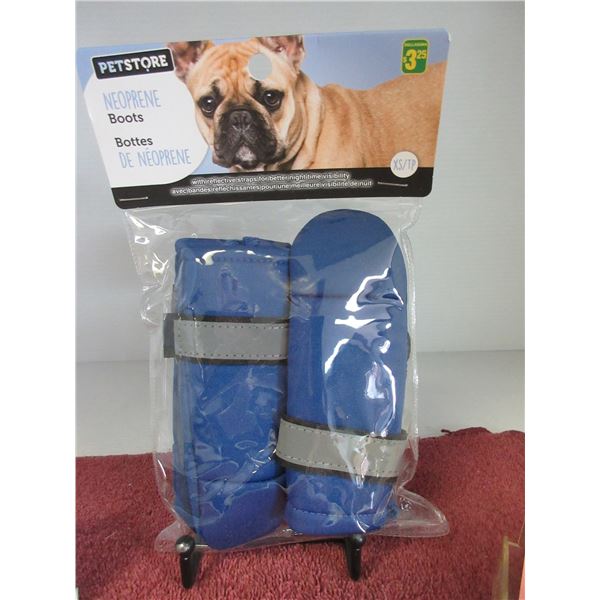 NEW:  NEOPRENE PET BOOTS (SIZE XS)