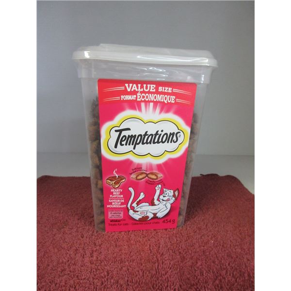 NEW:  TEMPTATIONS BEEF CAT TREATS (454G) - TUB