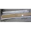 Image 1 : Lot Of 20 8' Florescent Light Fixtures