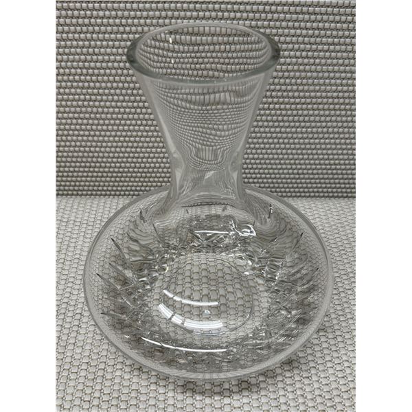 Decorative Glass Vase w/ Pinwheel Cut-Out Design 8.5" Dia, 9"H