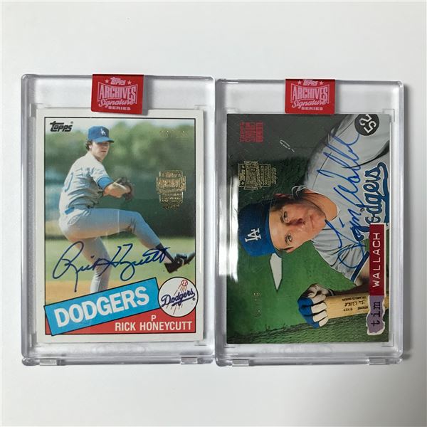 LOT FO 2 TOPPS ARCHIVES SIGNATURE SERIES SIGNED BASEBALL TRADING CARDS