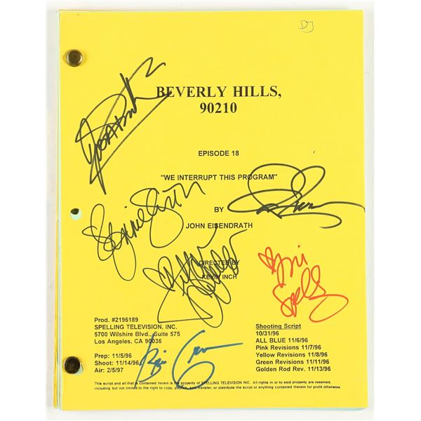 BEVERLEY HILLS 90210 CAST SIGNED SCRIPT - JSA COA