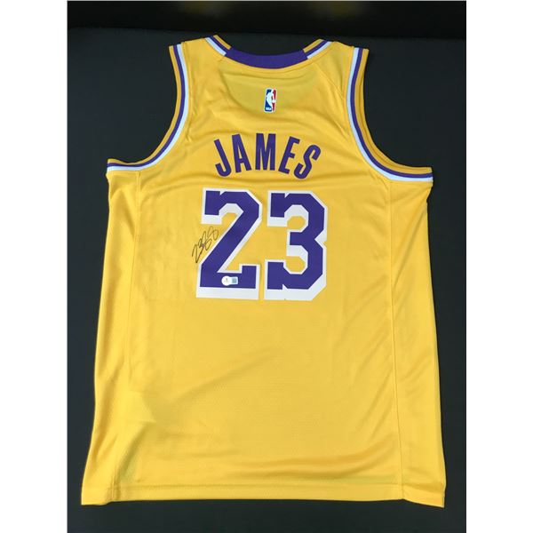 LEBRON JAMES SIGNED LOS ANGLES LAKERS JERSEY - BECKETT COA