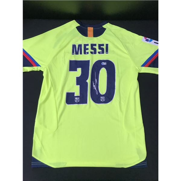 LIONEL MESSI SIGNED F.C BARCELONA JERSEY - BECKETT COA