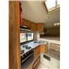 Image 7 : 1998 GMC SLE 1500 Truck with Travelite Camper