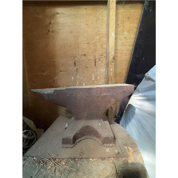 Yuldan Cast Iron Blacksmith Anvil