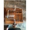 Image 2 : Hand Drill and Tap Die Set with Wooden Cases