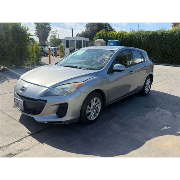 MAZD MAZDA3 2013 O/S-T SMOG-2 DAYS