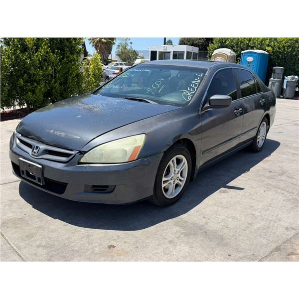 HOND ACCORD 2007 O/S-SALV-T- DON