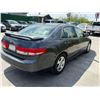 Image 3 : HOND ACCORD 2004 L/S-SALV-DON