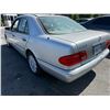 Image 3 : MERZ E-CLASS 1996 APP-DUP/SALV-T-TMU