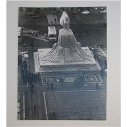 signed Christo photograph Wrapped