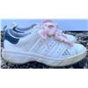 Image 10 : Lot: Shoes, Tennis Racket, Cap, Backpack