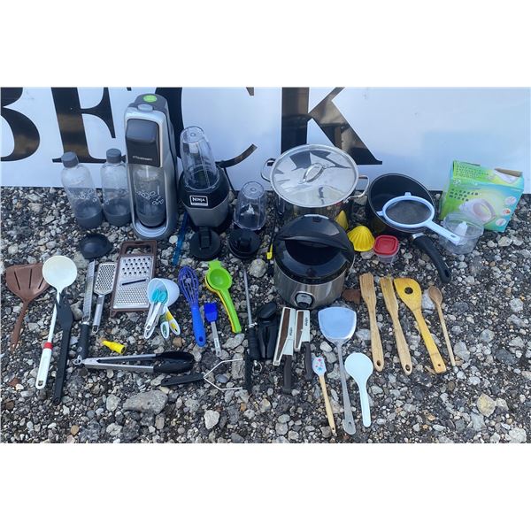 Kitchen Appliance and Utensil Lot: SodaStream, Ninja, Rice Cooker