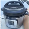 Image 2 : Instant Pot IP-DUO Multi-Function Cooker With Accessories