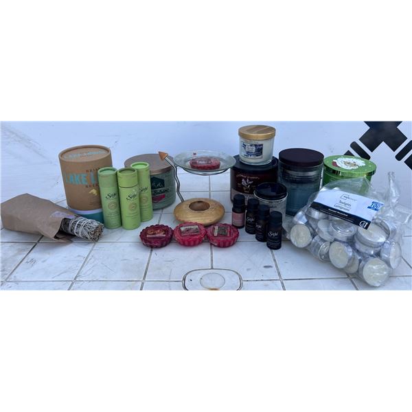 Scented Candles, Wax Melts, Essential Oils & Accessories