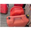 Image 3 : Seven 20L/5.3 GAL Plastic Fuel Cans