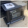 Image 4 : Paramount Electric Fireplace With Remote and Bevelled Wall Mirror